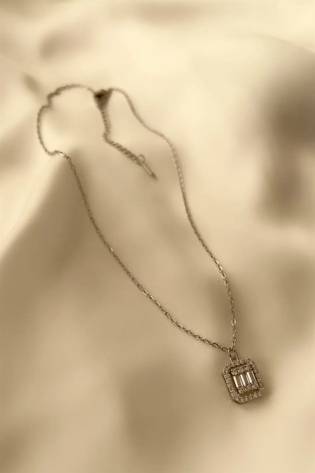 Baguette Square Çelik Kolye