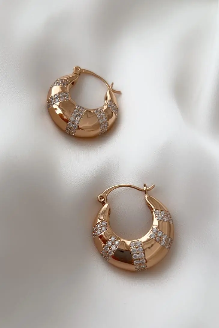 Bandes Özel Seri Küpe