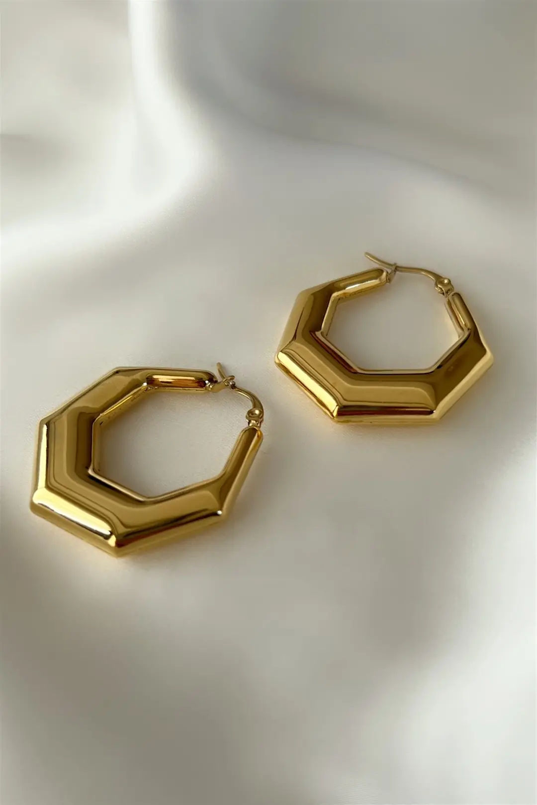 Angular Çelik Küpe