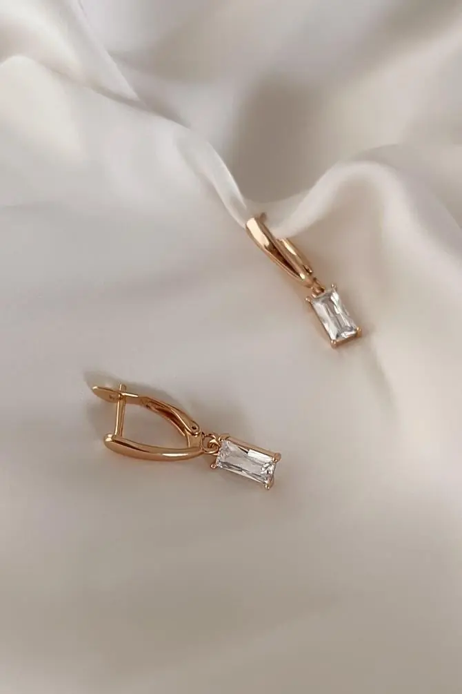 Baguette Zircon Özel Seri Küpe