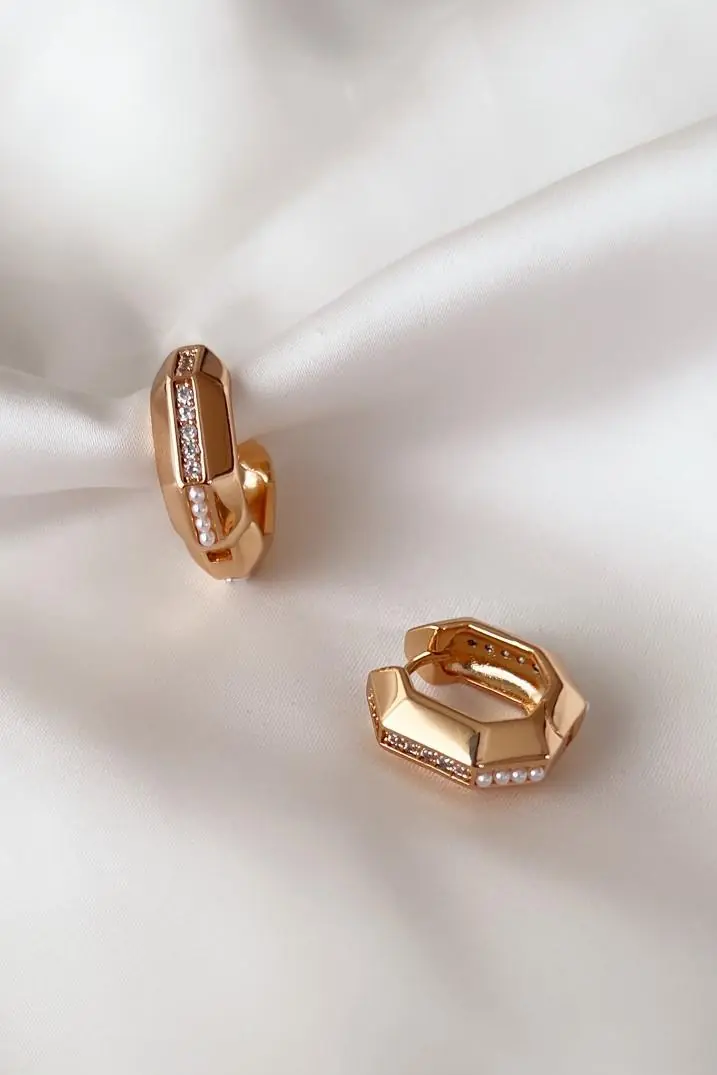 Angular Özel Seri Küpe