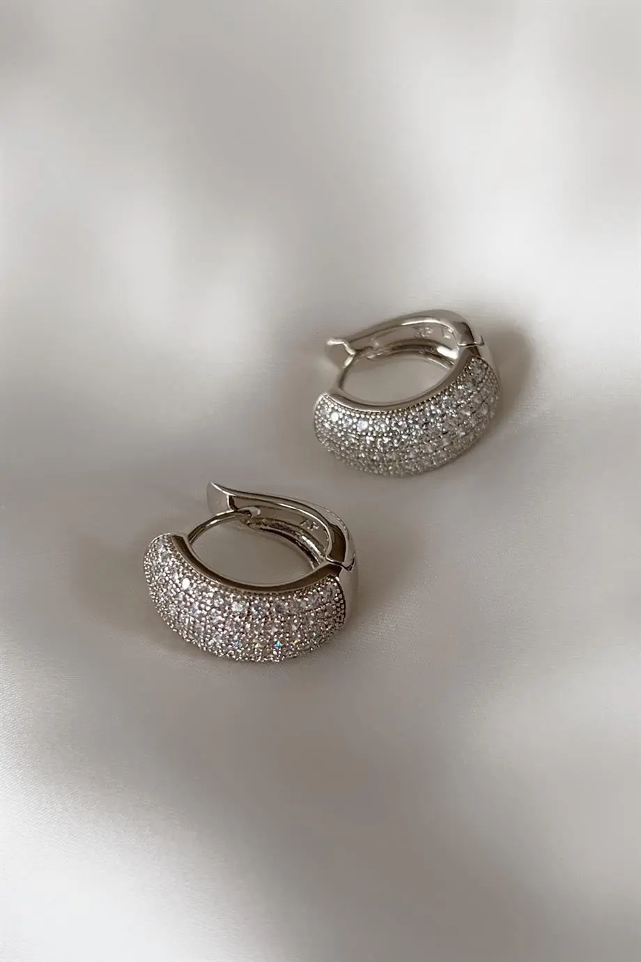 Alluring Özel Seri Küpe