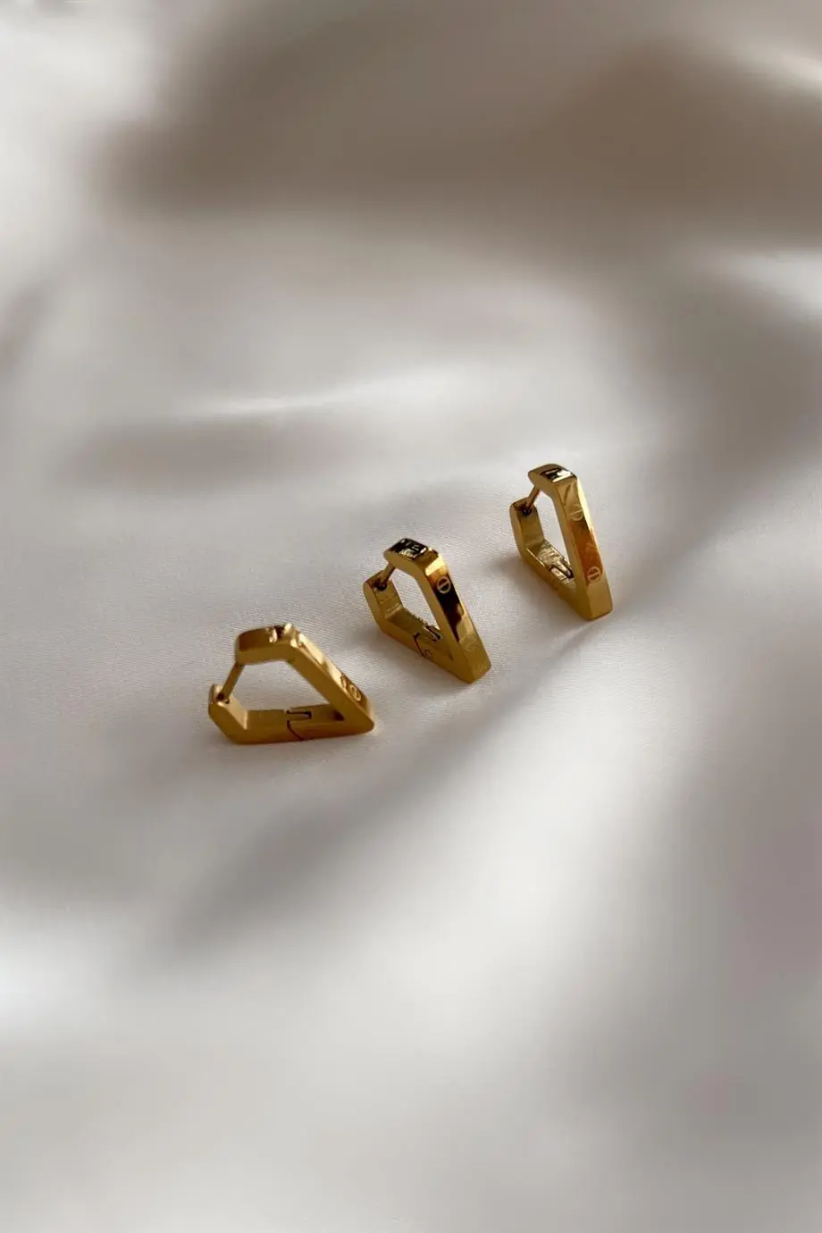 Angle Triangle Çelik Küpe Kombini