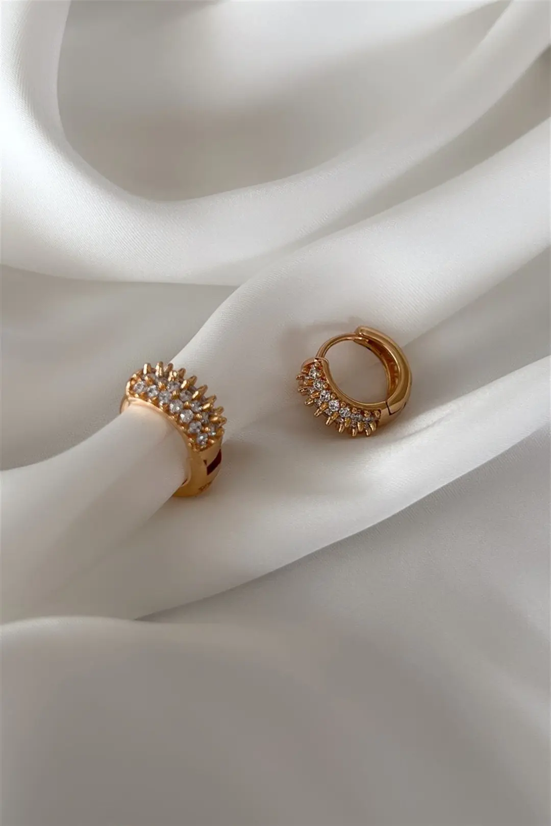 Barbed Zircon Özel Seri Küpe