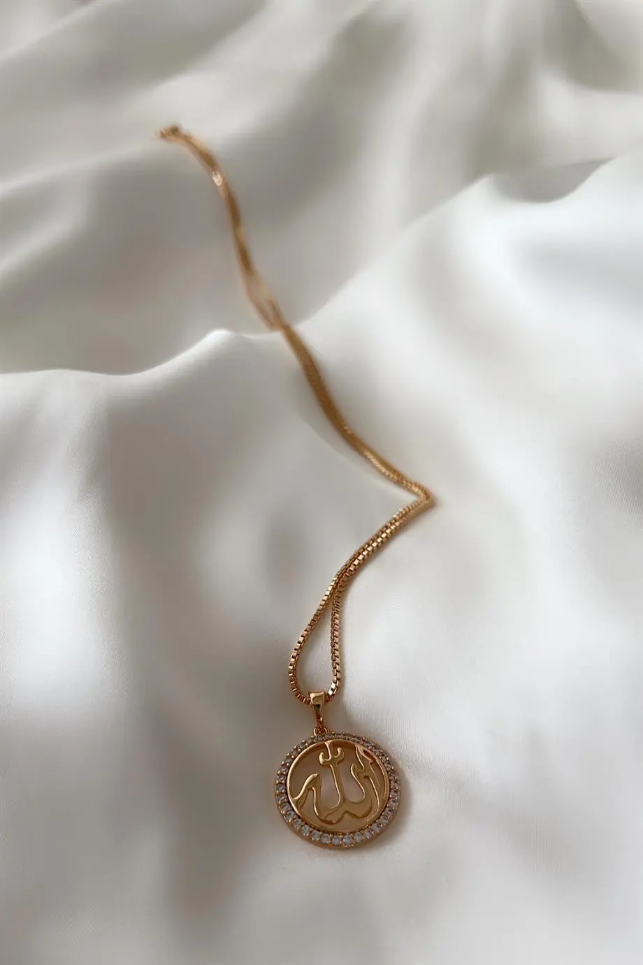 Allah Yazılı Özel Seri Kolye