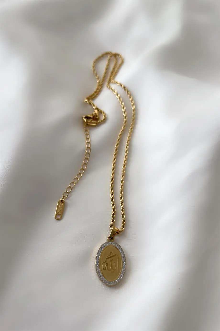 Allah Yazılı Çelik Kolye