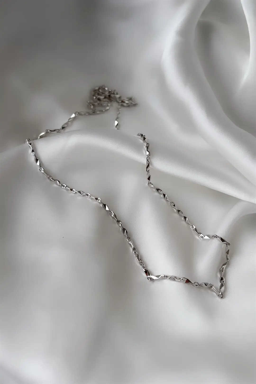 Attractive Özel Seri Kolye