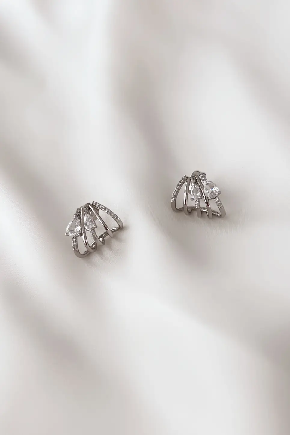 Alas de Luz Özel Seri Küpe