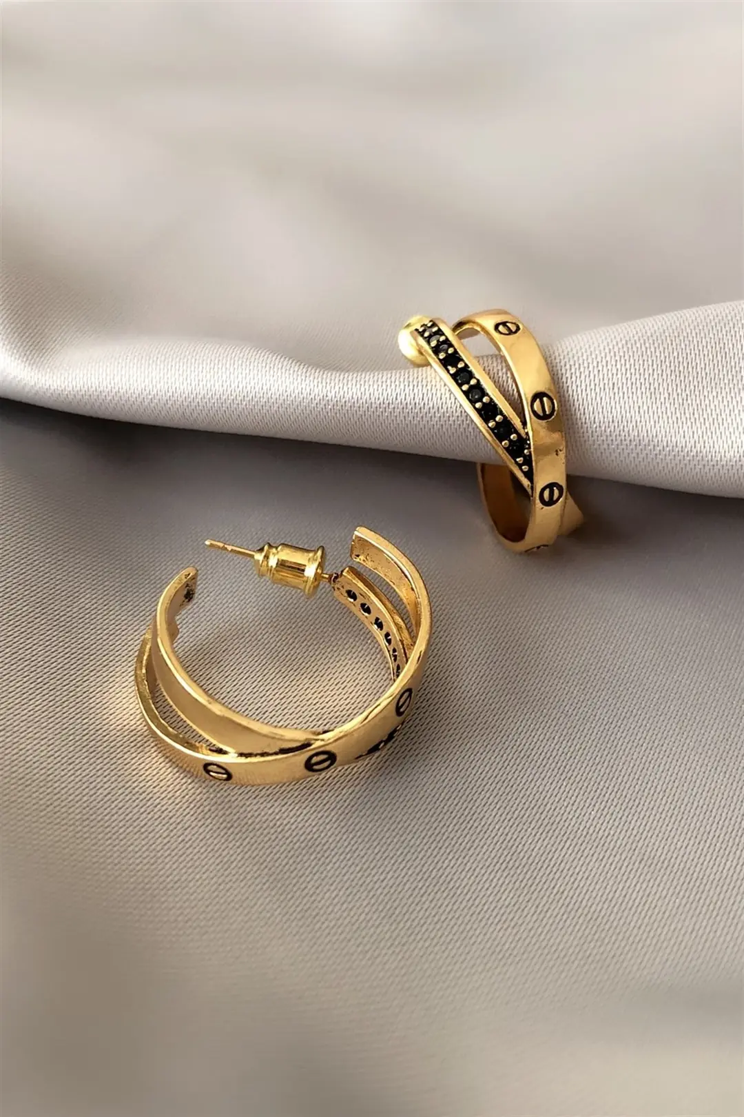 Authentic Özel Seri Küpe