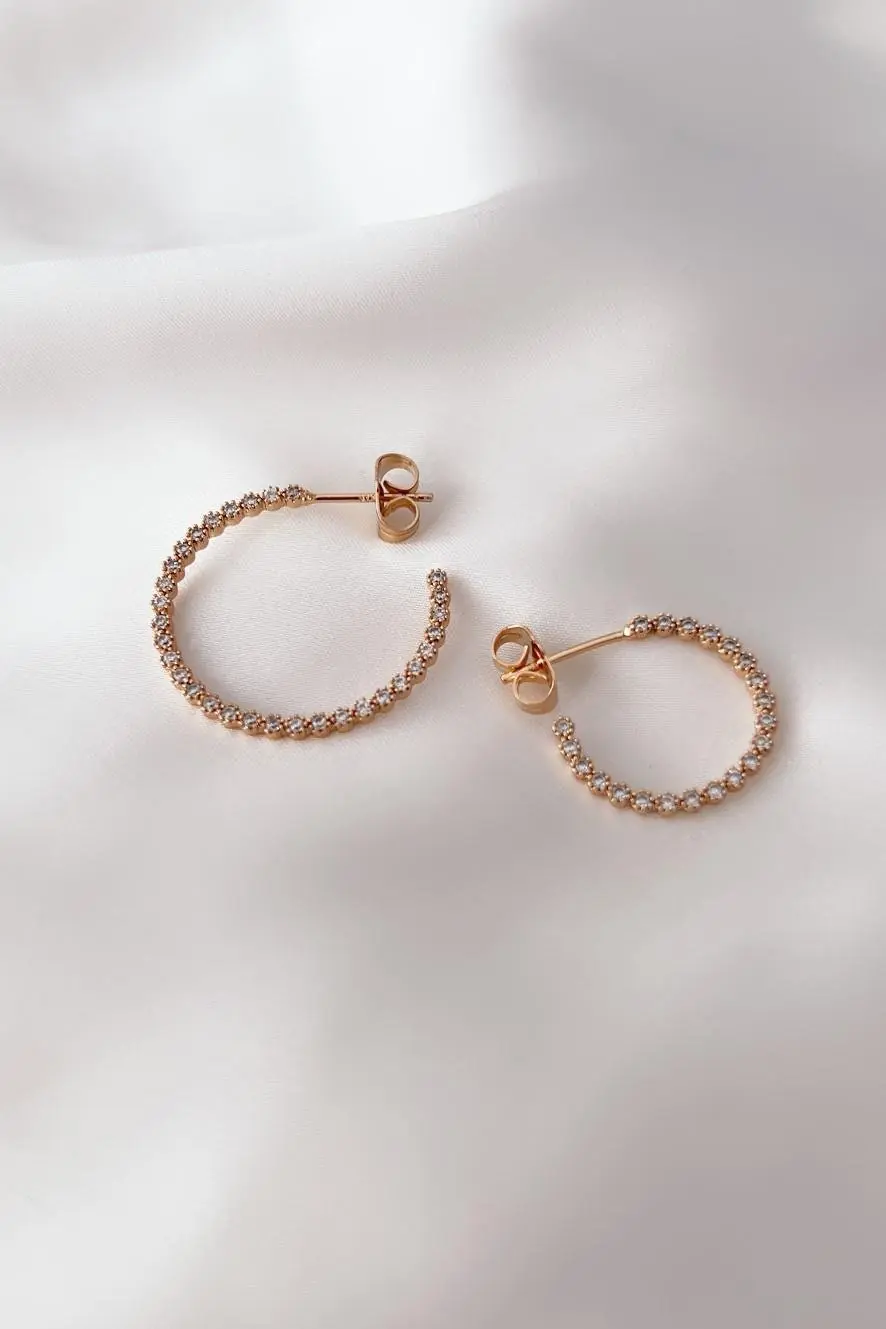 Attractive Özel Seri Küpe