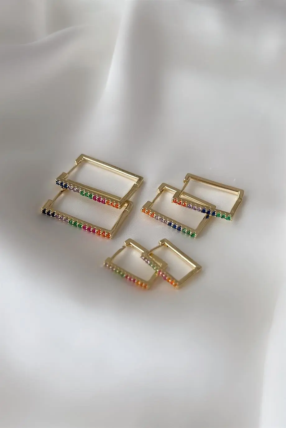 Arcobaleno Özel Seri Küpe Kombini