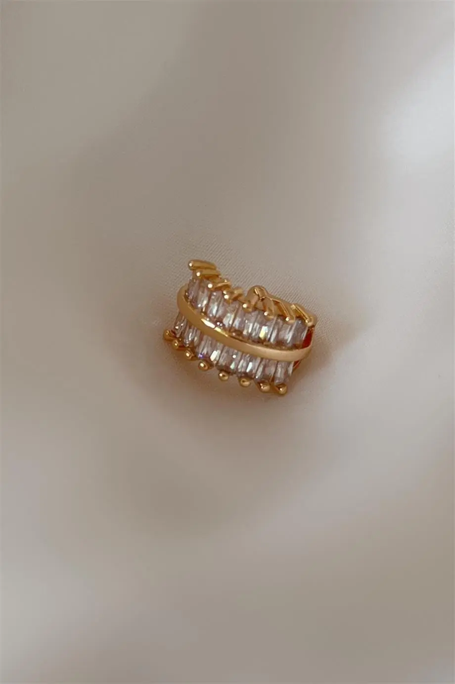 Baguette Özel Seri Kıkırdak Küpesi