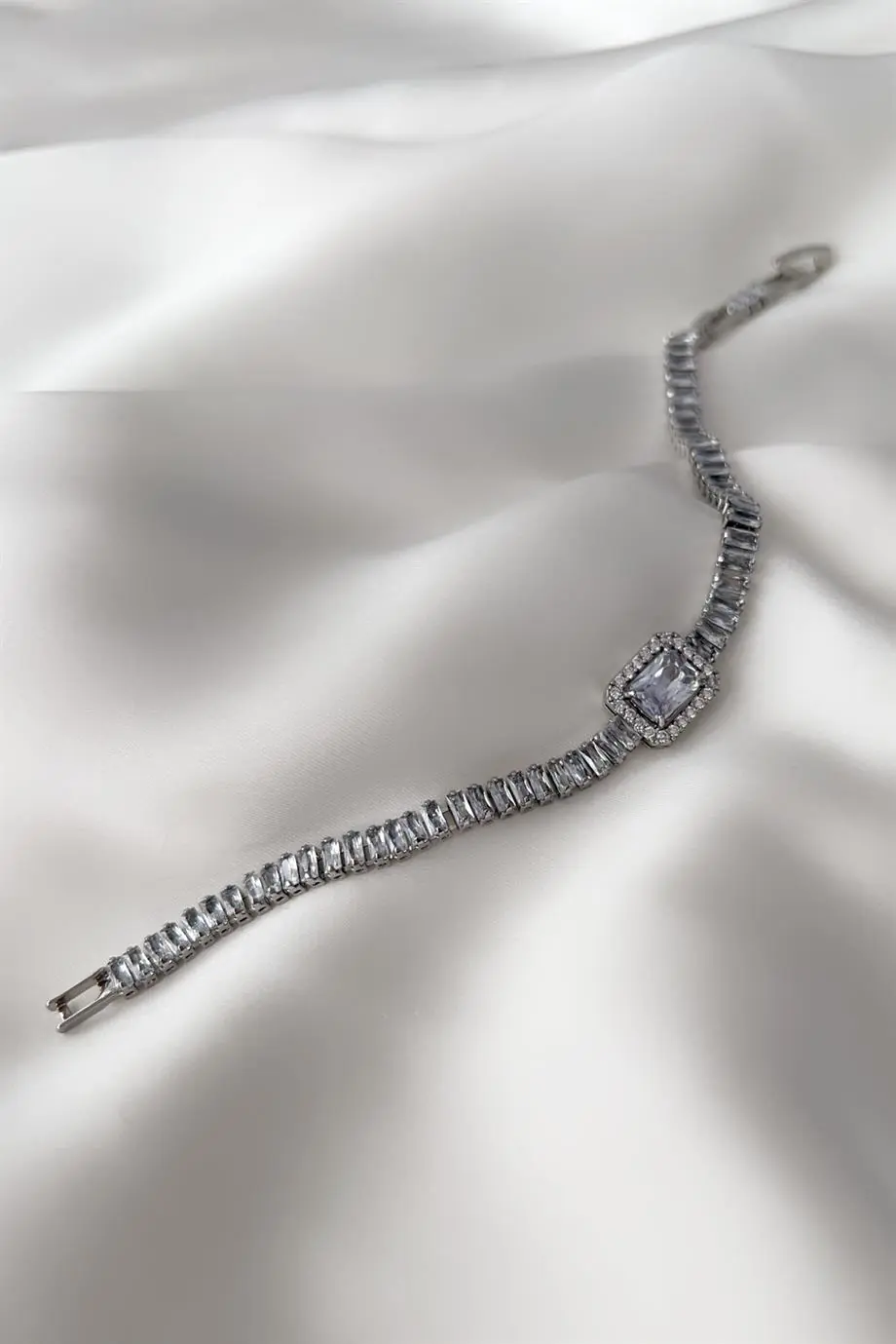 Baguette Zircon Çelik Bileklik