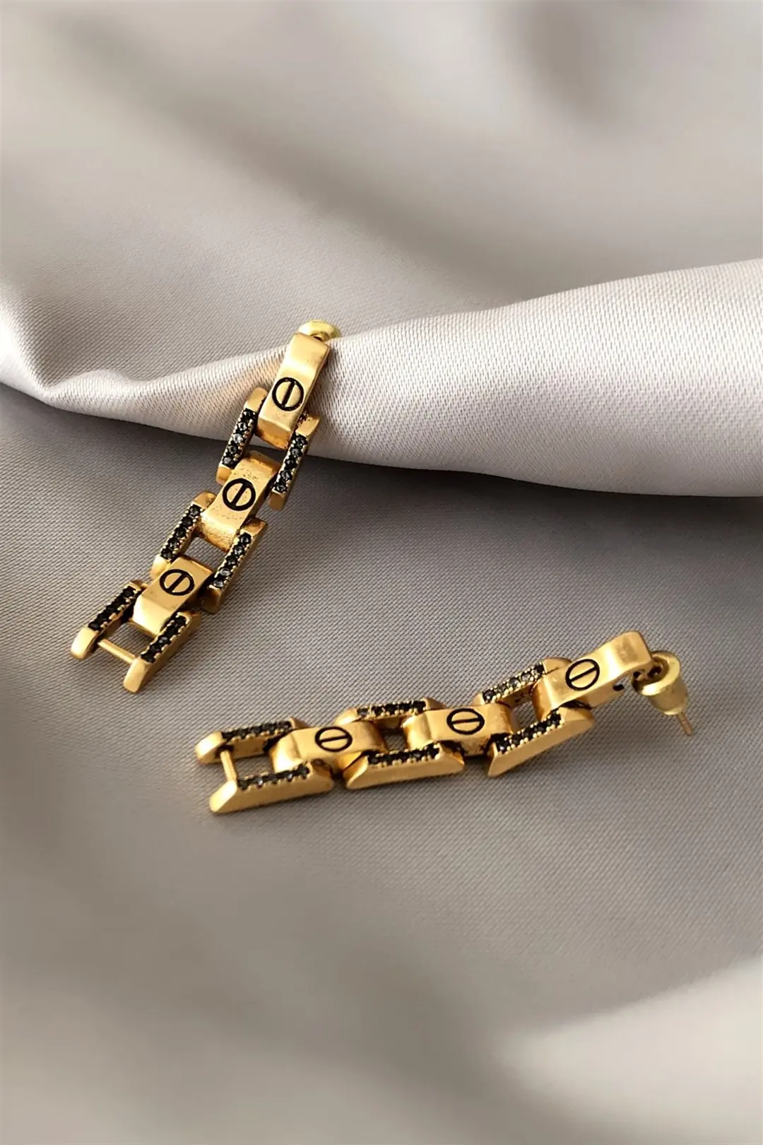 Authentic Özel Seri Küpe