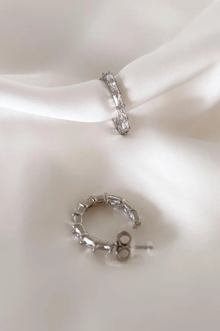 Baguette Zircon Özel Seri Küpe